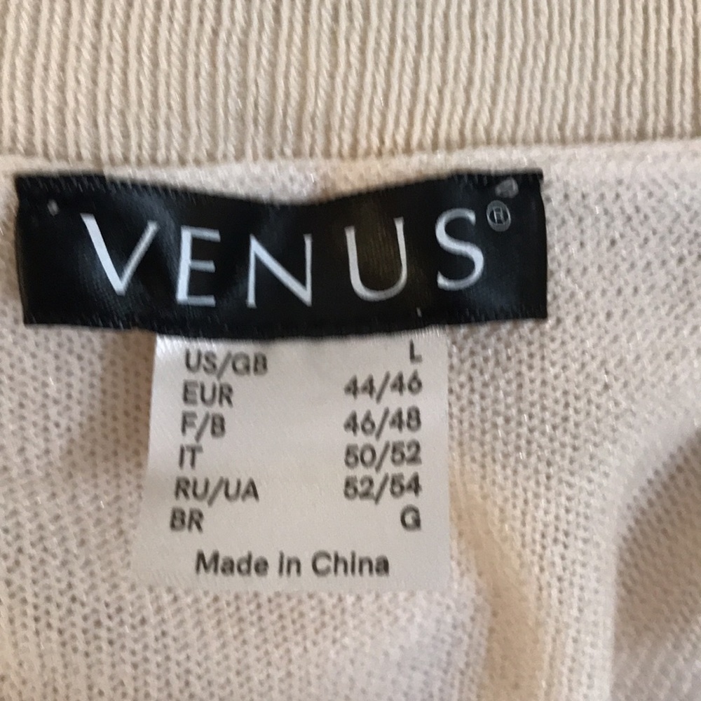 Venus Ruffle Shirt - Picture 5 of 7